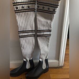Givenchy Cream Over-the-Knee Ribbed Socks with Black Star Stripes